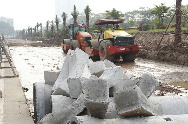 Mở rộng đường gom đại lộ thăng long